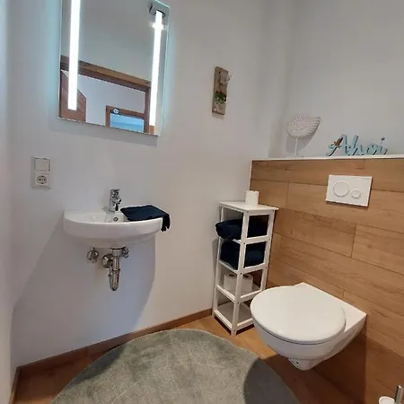 Plueschmors Lägenhet