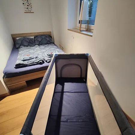 Plueschmors Lägenhet *